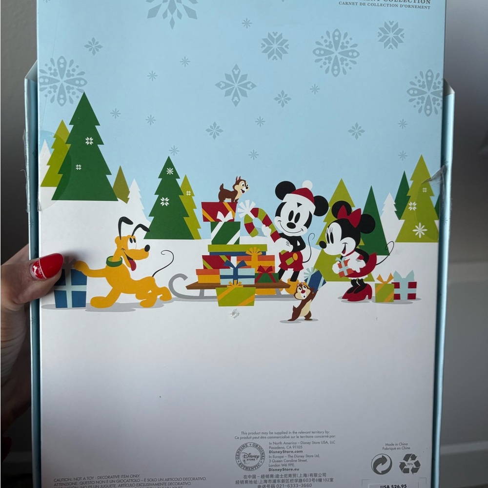 Disney Store Christmas set of six ornaments - Picture 2 of 8